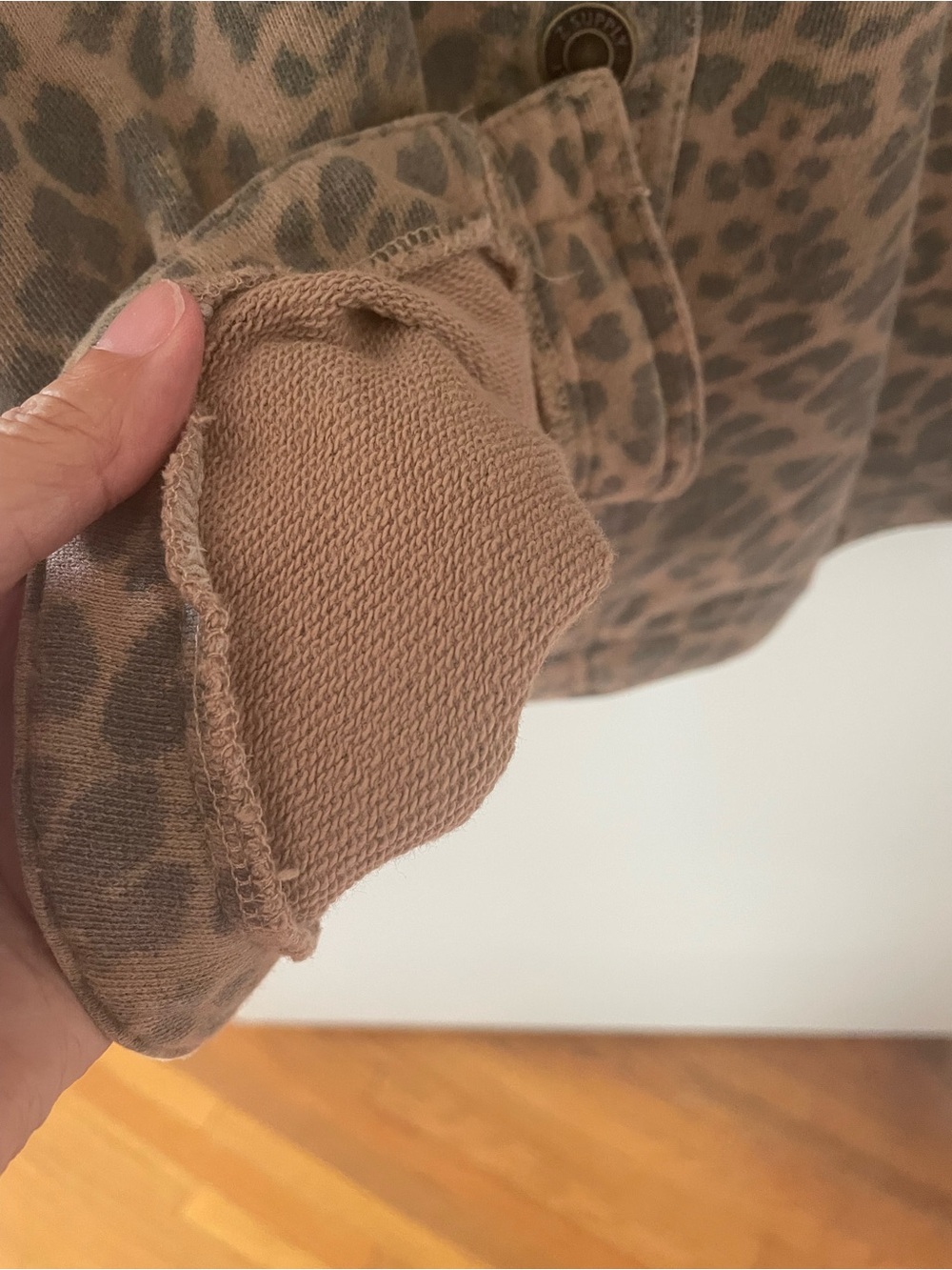 Z Supply XS Oversized Leopard Print Button-Down All Day Knit Denim Jacket NWT - Picture 4 of 7